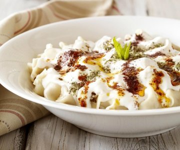 Ev Yapımı Mantı / Homemade Ravioli