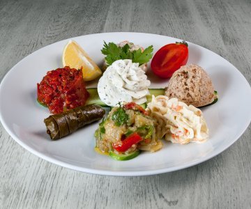 Ordövr Tabağı / Hors D'oeuvre Plate