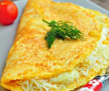 Peynirli Omlet / Omelette With Cheese