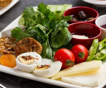 Kahvaltı Tabağı /Breakfast Plate