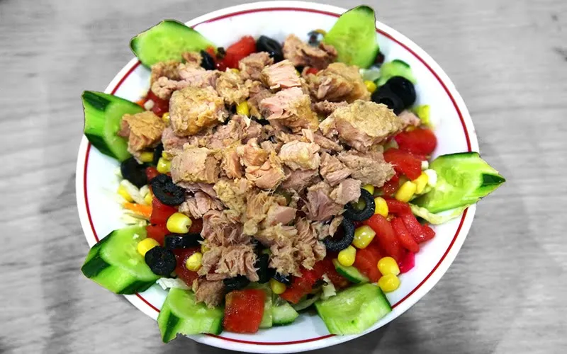 Ton Balıklı Salata / Tuna Fish Salad